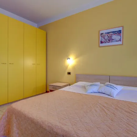 Meridiana Apartamento *